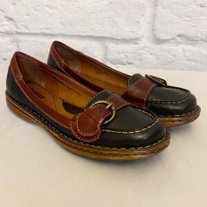Born 8.5 Mindy Women’s Leather Loafers Navy Blue Brown Comfort Slip On Shoes
